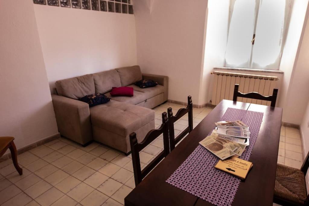 Il Ciclope Di Annalisa Apartment Alatri ภายนอก รูปภาพ